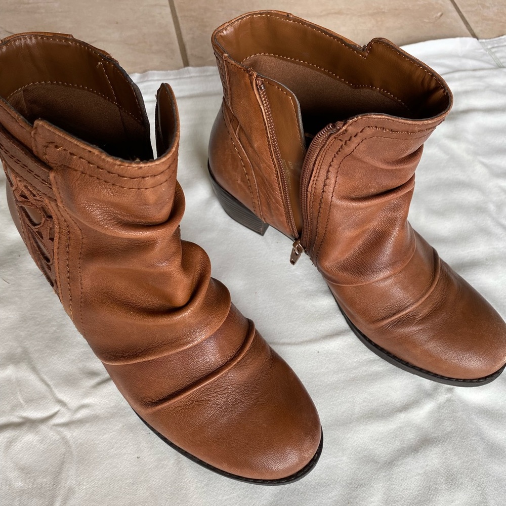 Lotus Leather Boots, Like new